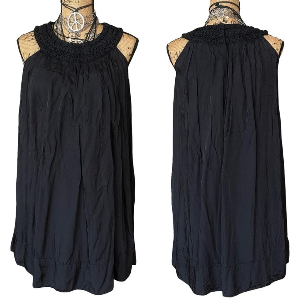 Banana Republic women's Little Black Dress Charcoal Ruffled Dress - SIZE XS